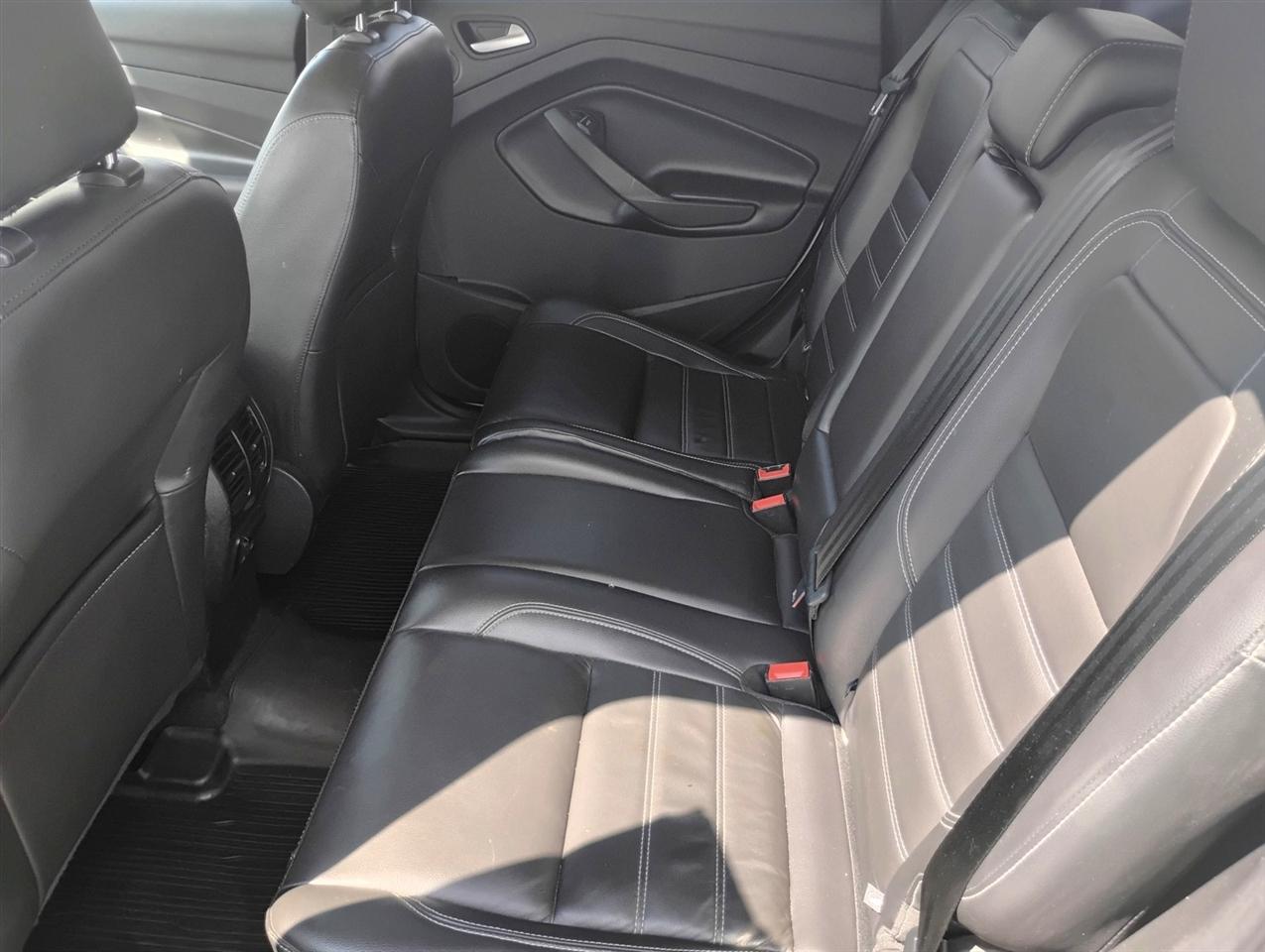 Ford Escape Titanium 4WD 2018