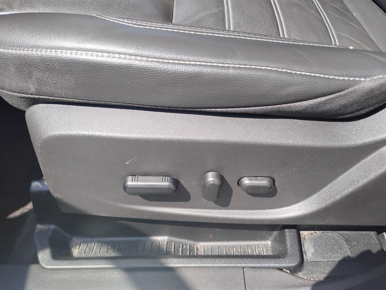 Ford Escape Titanium 4WD 2018