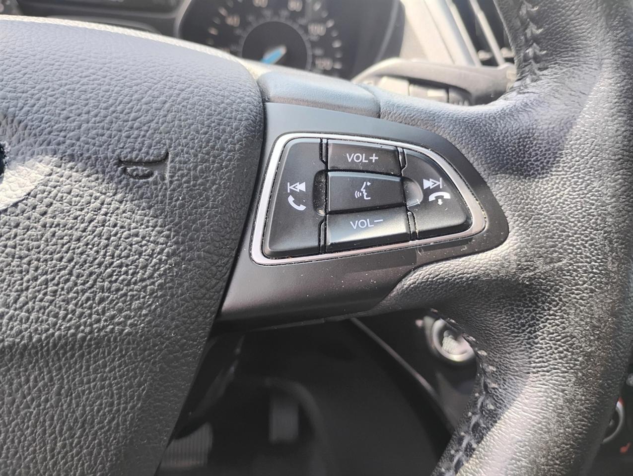 Ford Escape Titanium 4WD 2018