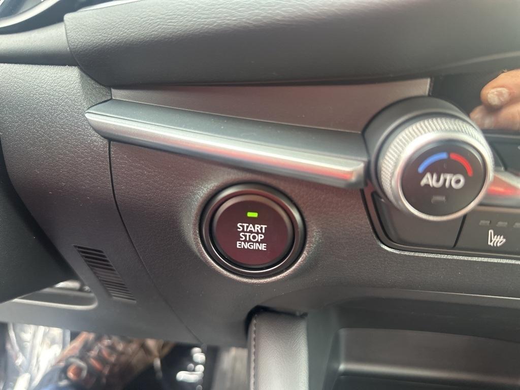 Mazda Mazda3 Sedan 2.5 S Preferred FWD 2026