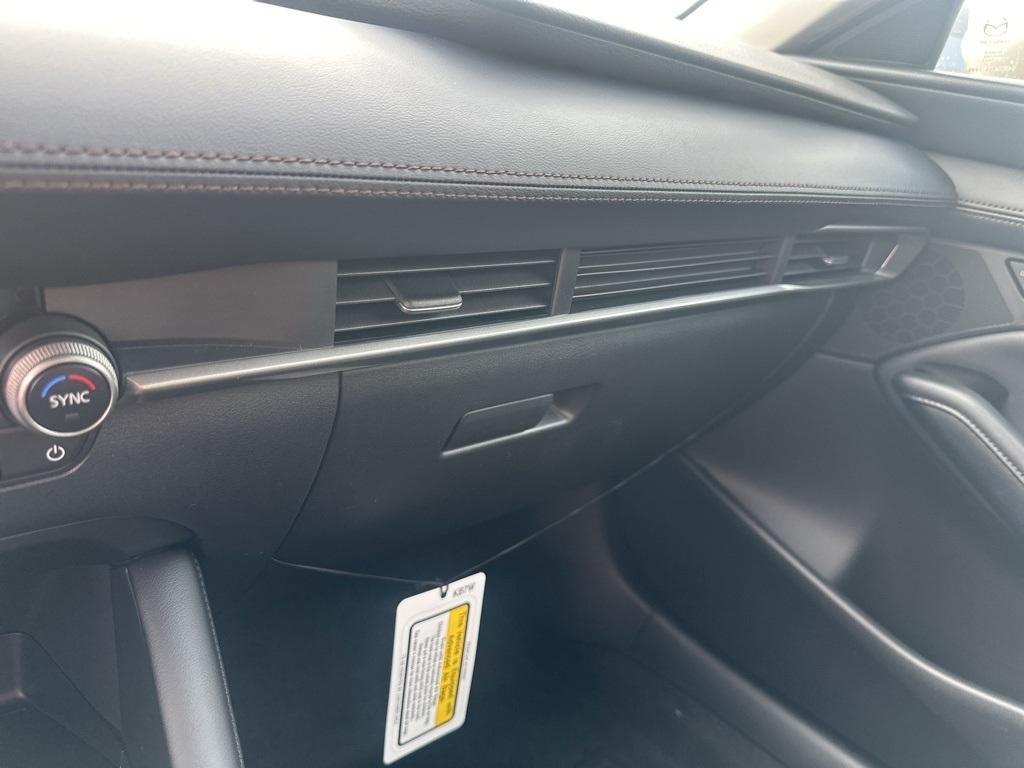 Mazda Mazda3 Sedan 2.5 S Preferred FWD 2026