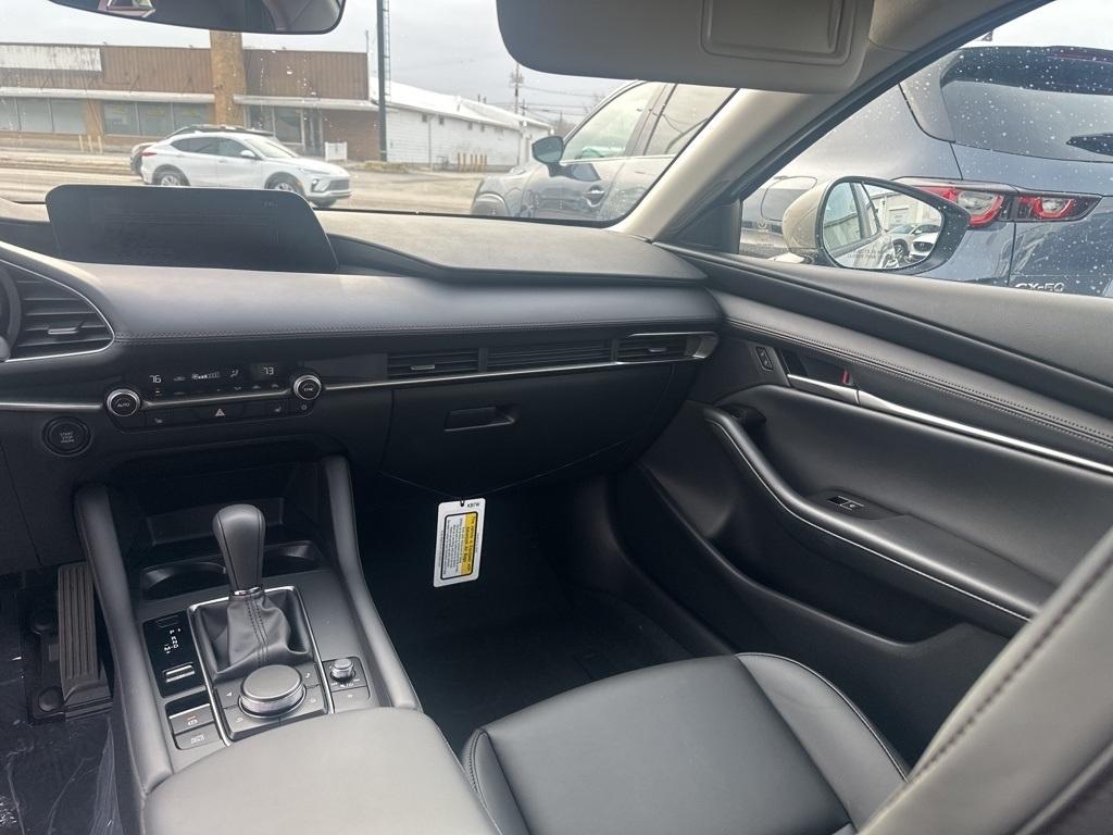 Mazda Mazda3 Sedan 2.5 S Preferred FWD 2026