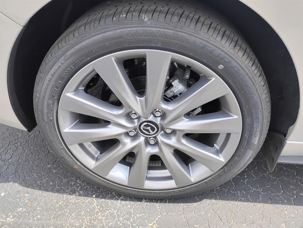 Mazda Mazda3 Sedan 2.5 S Preferred FWD 2026