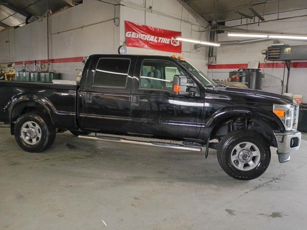 Ford Super Duty F-250 SRW 4WD Crew Cab 172" Platinum 2016