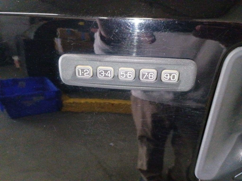 Ford Super Duty F-250 SRW 4WD Crew Cab 172" Platinum 2016