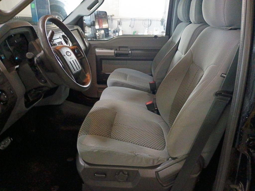 Ford Super Duty F-250 SRW 4WD Crew Cab 172" Platinum 2016