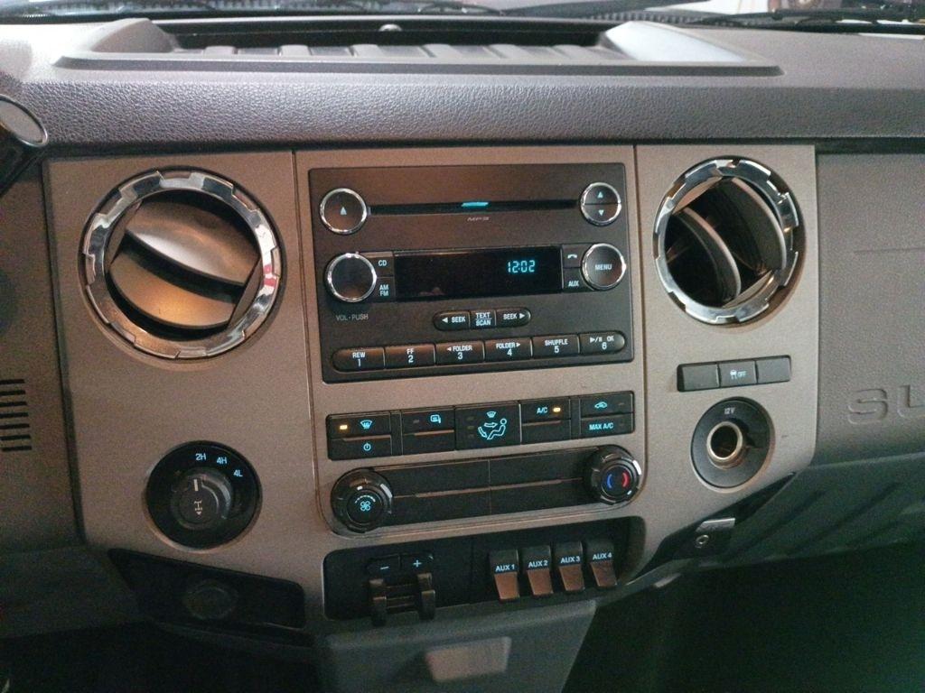 Ford Super Duty F-250 SRW 4WD Crew Cab 172" Platinum 2016