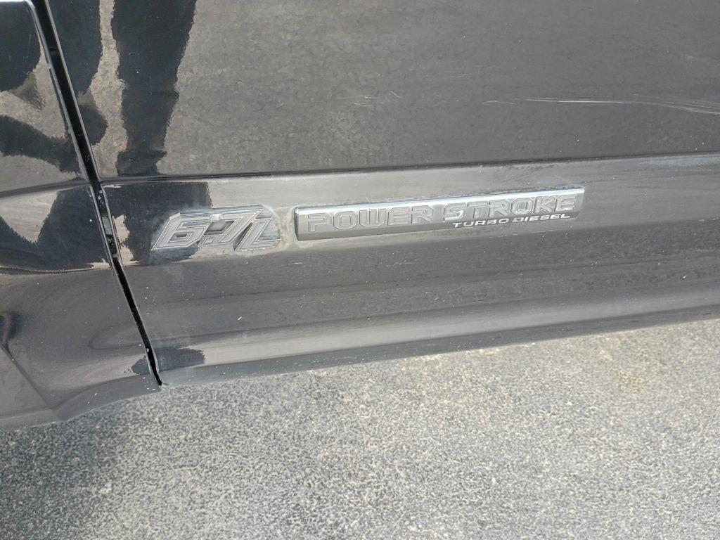 Ford Super Duty F-250 SRW King Ranch 4WD Crew Cab 8' Box 2017