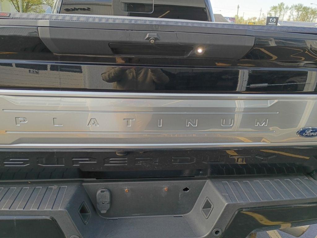 Ford Super Duty F-250 SRW King Ranch 4WD Crew Cab 8' Box 2017