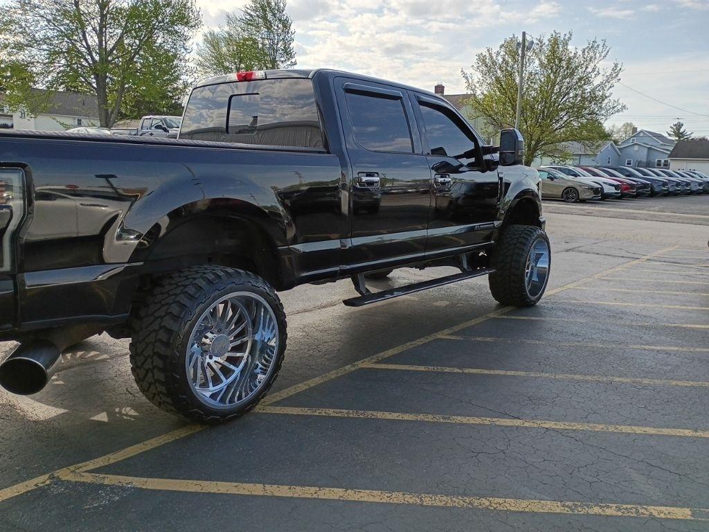 Ford Super Duty F-250 SRW King Ranch 4WD Crew Cab 8' Box 2017