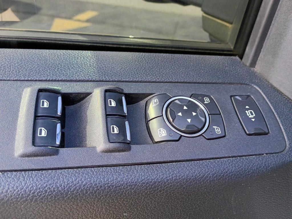 Ford Super Duty F-250 SRW King Ranch 4WD Crew Cab 8' Box 2017