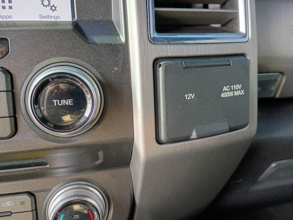 Ford Super Duty F-250 SRW King Ranch 4WD Crew Cab 8' Box 2017