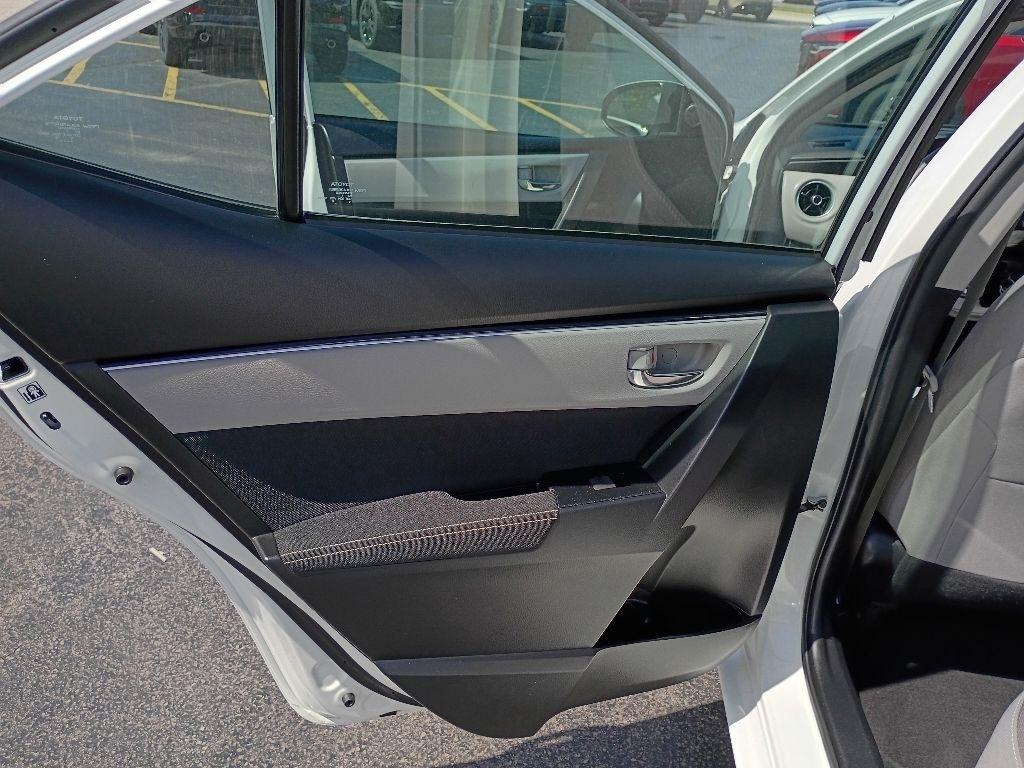 Toyota Corolla XLE CVT (Natl) 2018