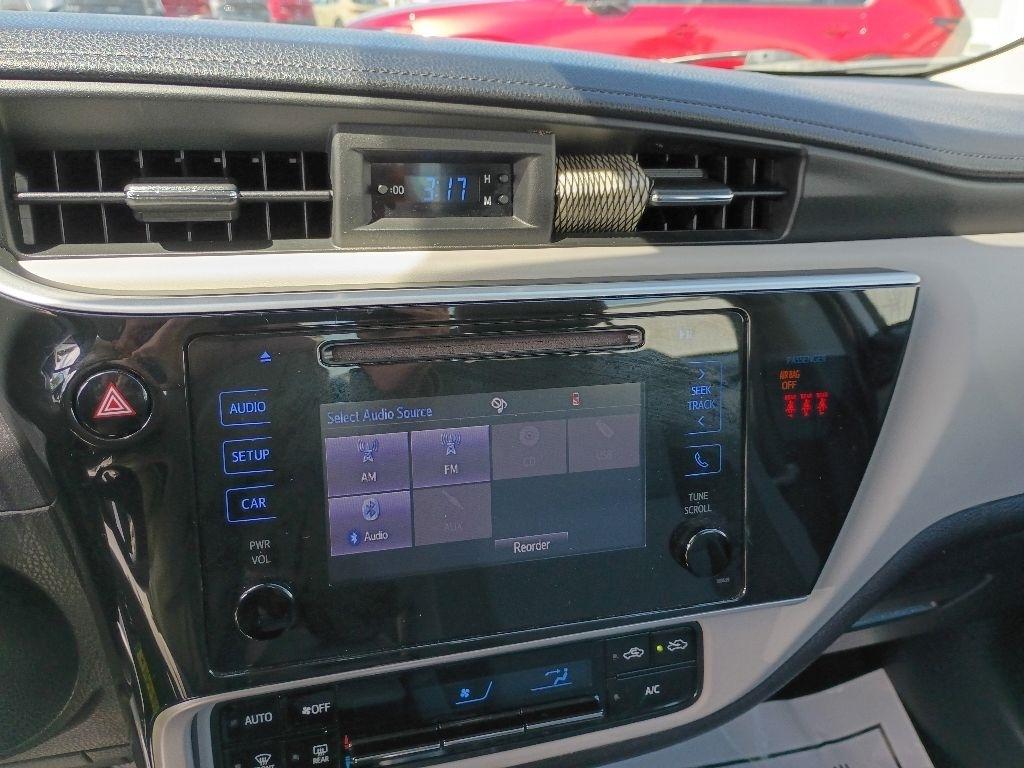 Toyota Corolla XLE CVT (Natl) 2018