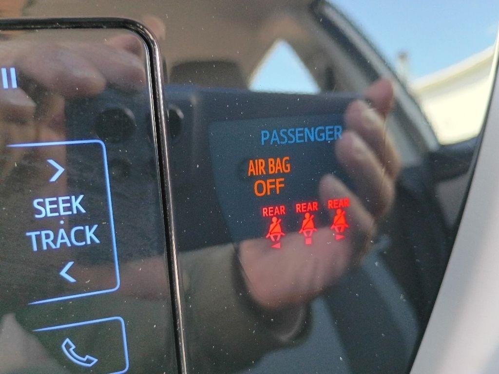 Toyota Corolla XLE CVT (Natl) 2018