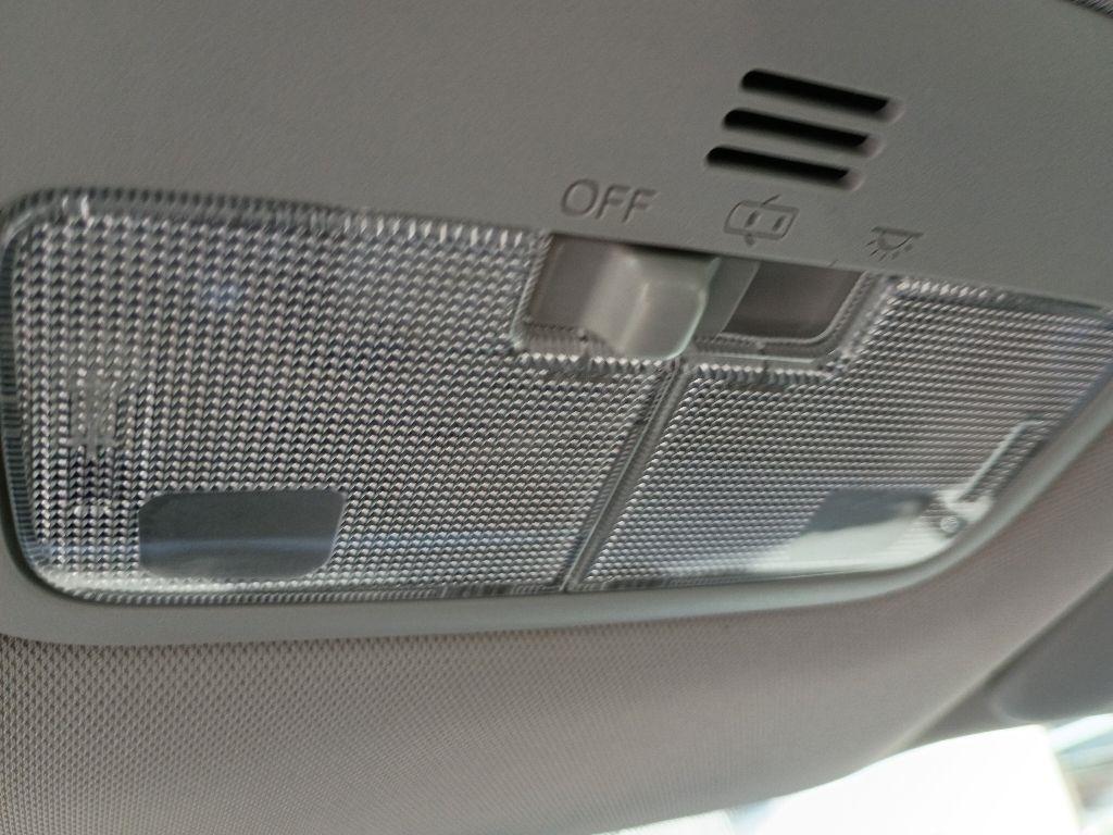 Toyota Corolla XLE CVT (Natl) 2018