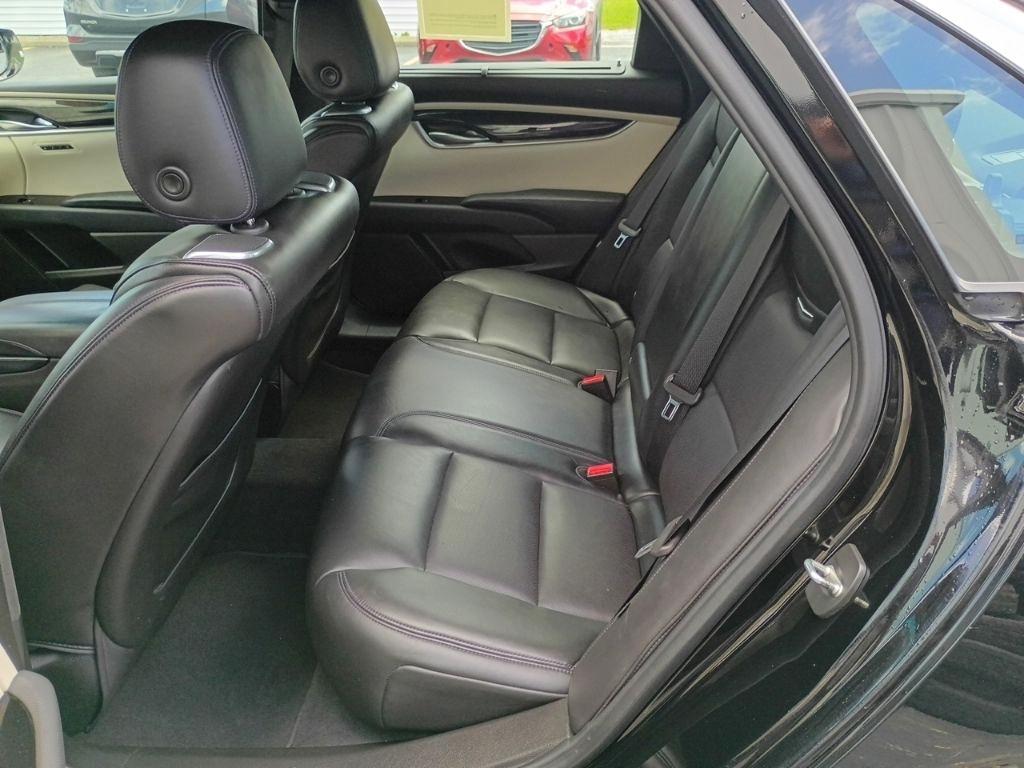 Cadillac XTS 4dr Sdn Platinum V-Sport AWD 2017