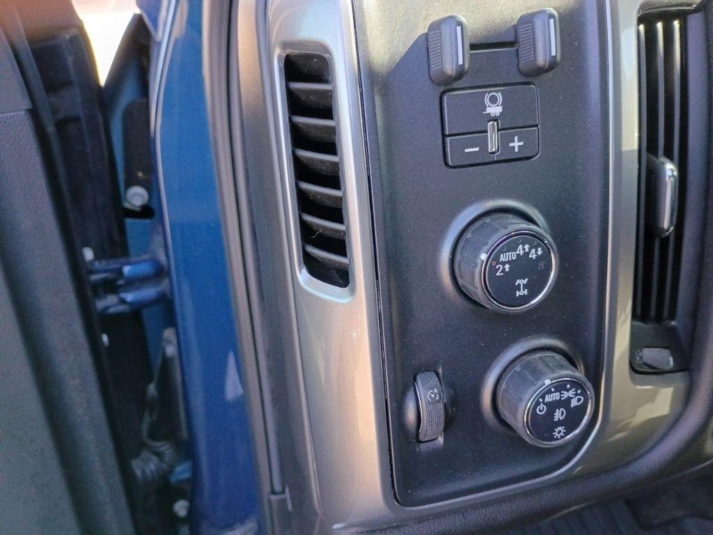 Chevrolet Silverado 1500 LD 4WD Double Cab LT w/1LT 2019