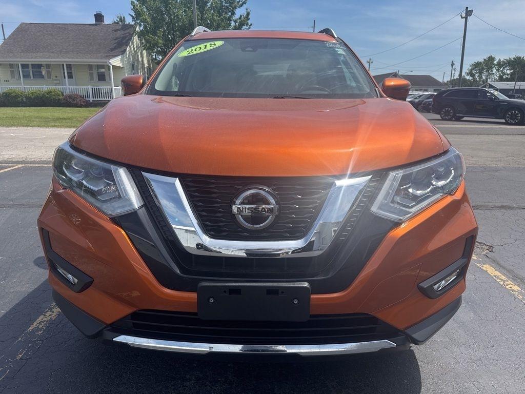 Used 2018 Nissan Rogue SL with VIN 5N1AT2MVXJC712461 for sale in Fostoria, OH