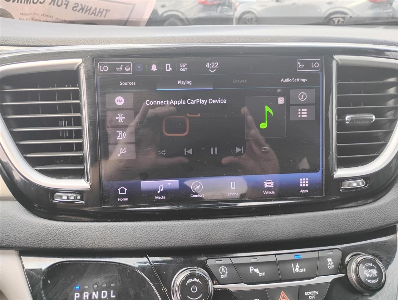 Chrysler Pacifica Touring L FWD 2023