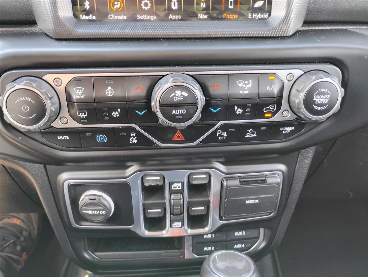Jeep Wrangler 4xe Unlimited Sahara High Altitude 4x4 2021