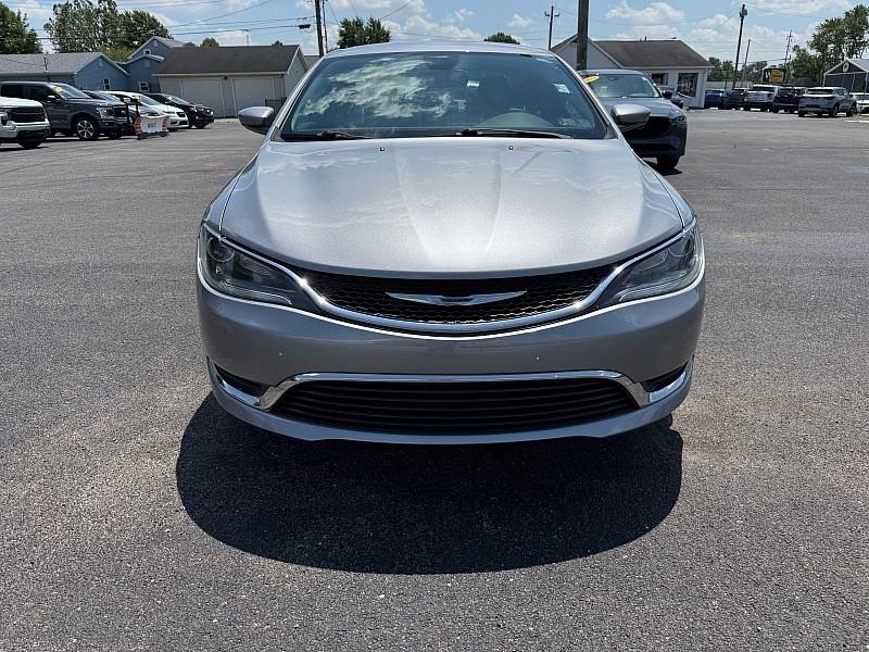 Chrysler 200 4dr Sdn Limited FWD 2016