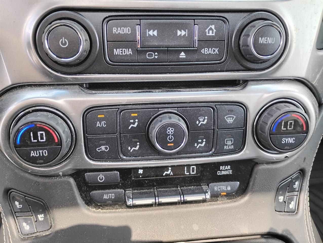 Chevrolet Tahoe 4WD 4dr LTZ 2016