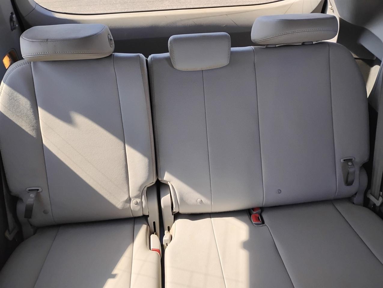 Toyota Sienna Limited Premium AWD 7-Passenger (Natl) 2017