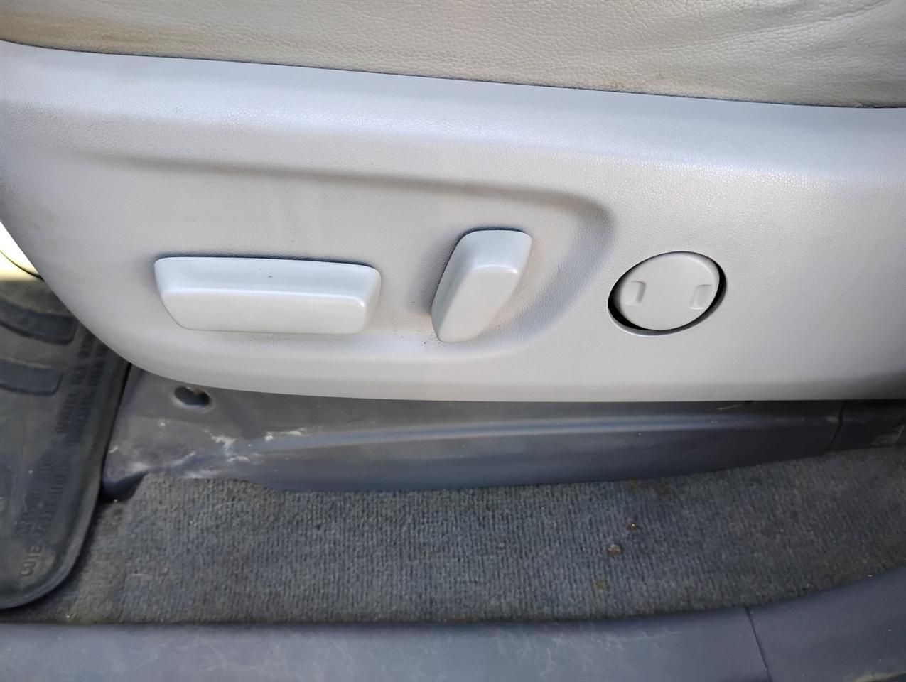 Toyota Sienna Limited Premium AWD 7-Passenger (Natl) 2017