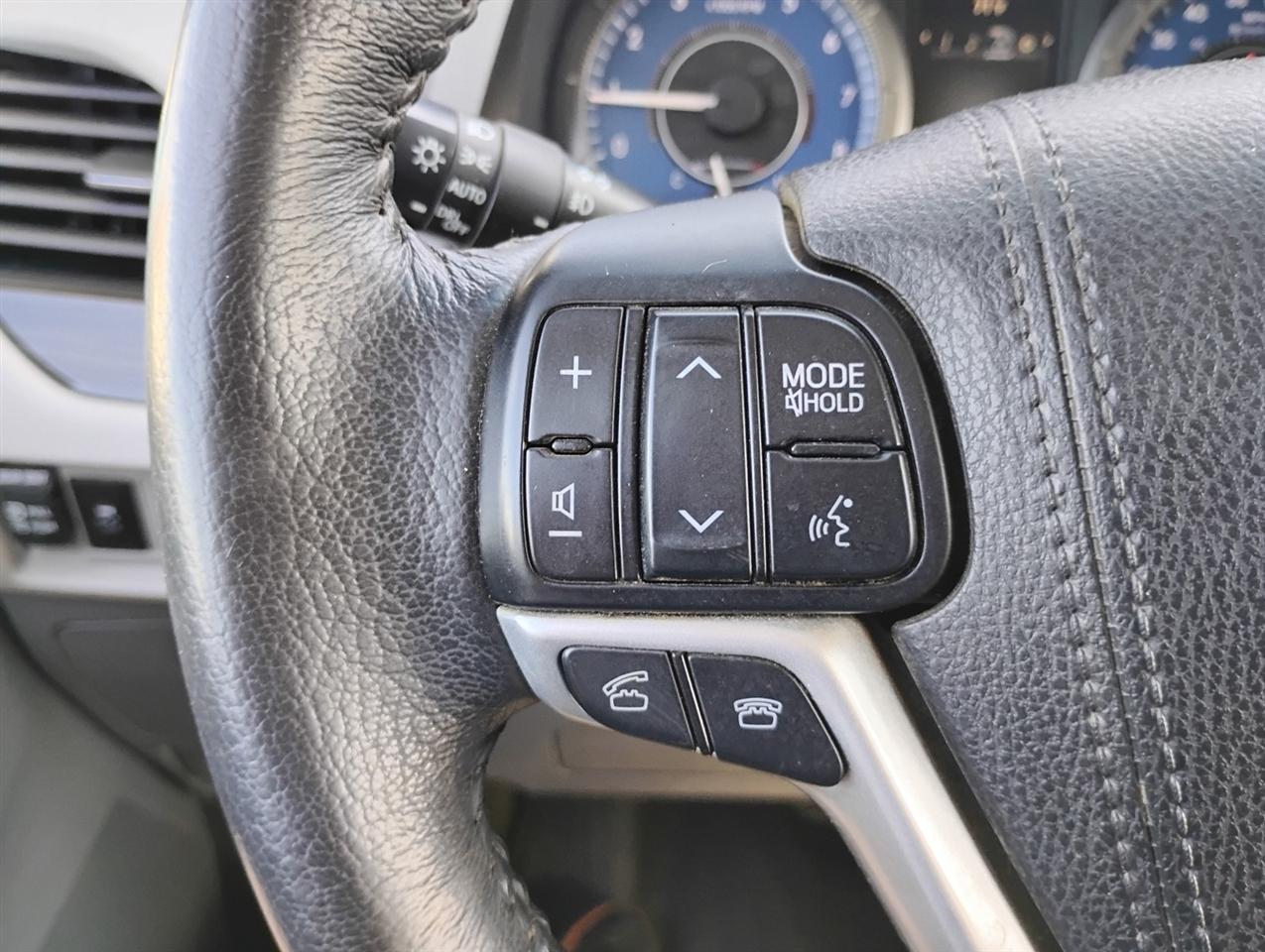 Toyota Sienna Limited Premium AWD 7-Passenger (Natl) 2017