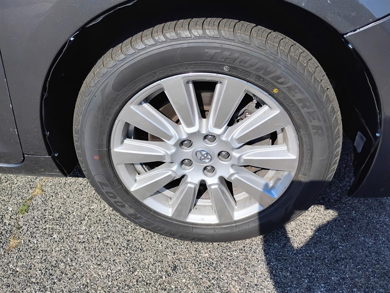 Toyota Sienna Limited Premium AWD 7-Passenger (Natl) 2017