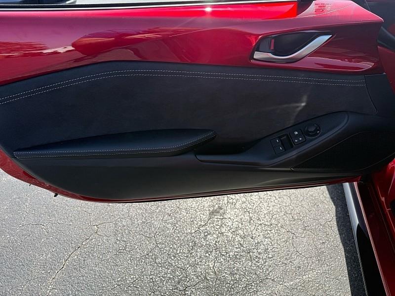 Mazda MX-5 Miata Club Manual 2026