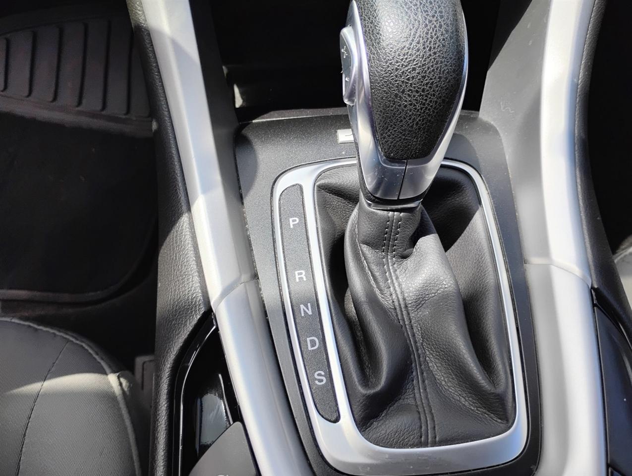 Ford Fusion 4dr Sdn S FWD 2016