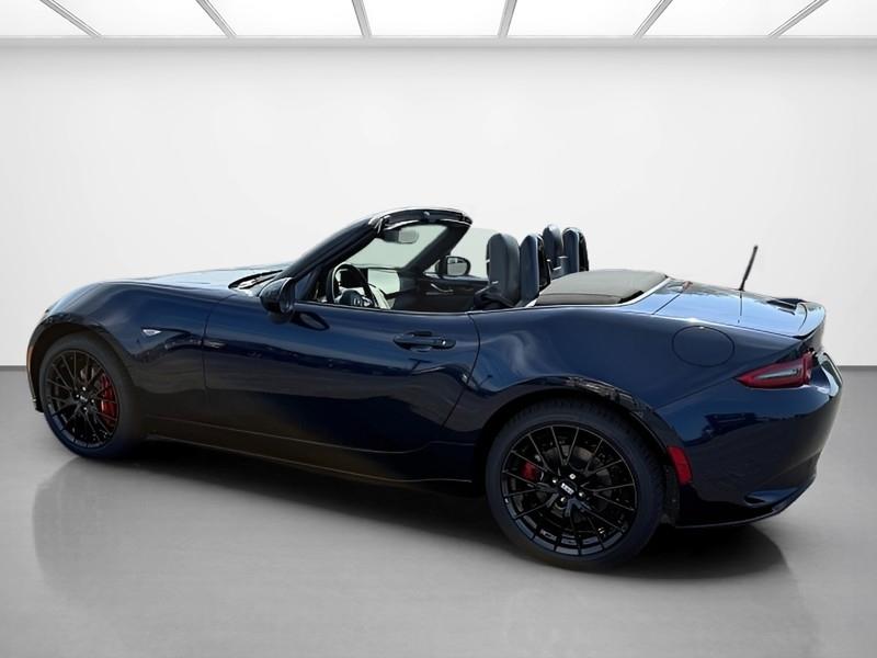 Mazda MX-5 Miata Club Manual 2026