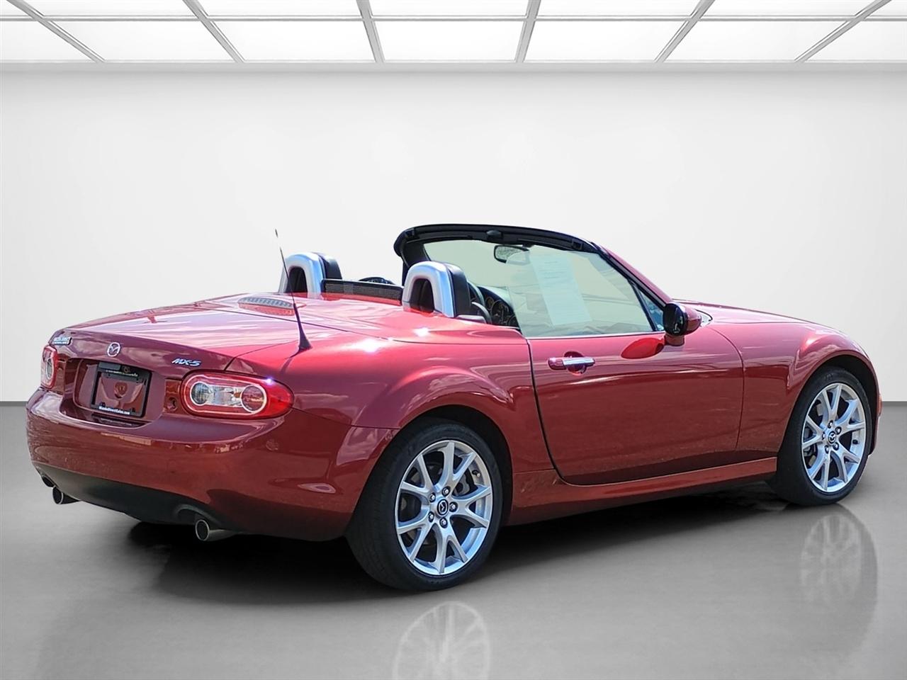 Mazda MX-5 Miata 2dr Conv Hard Top Auto Grand Touring 2015