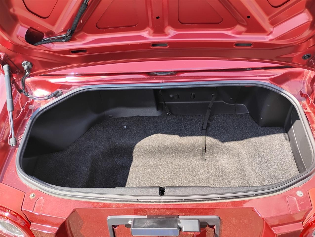Mazda MX-5 Miata 2dr Conv Hard Top Auto Grand Touring 2015