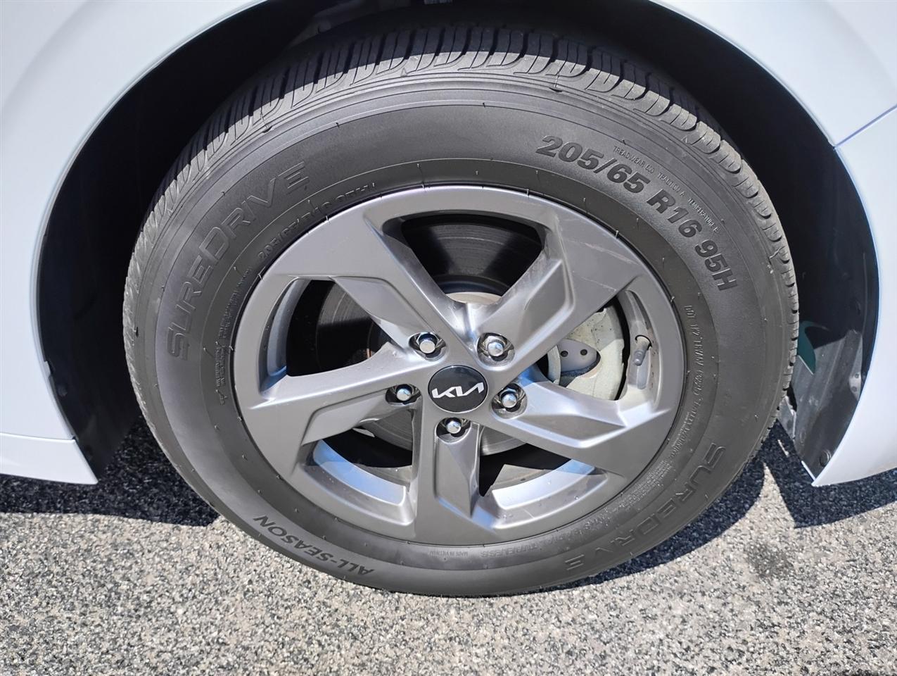 Kia K5 LXS Auto FWD 2023