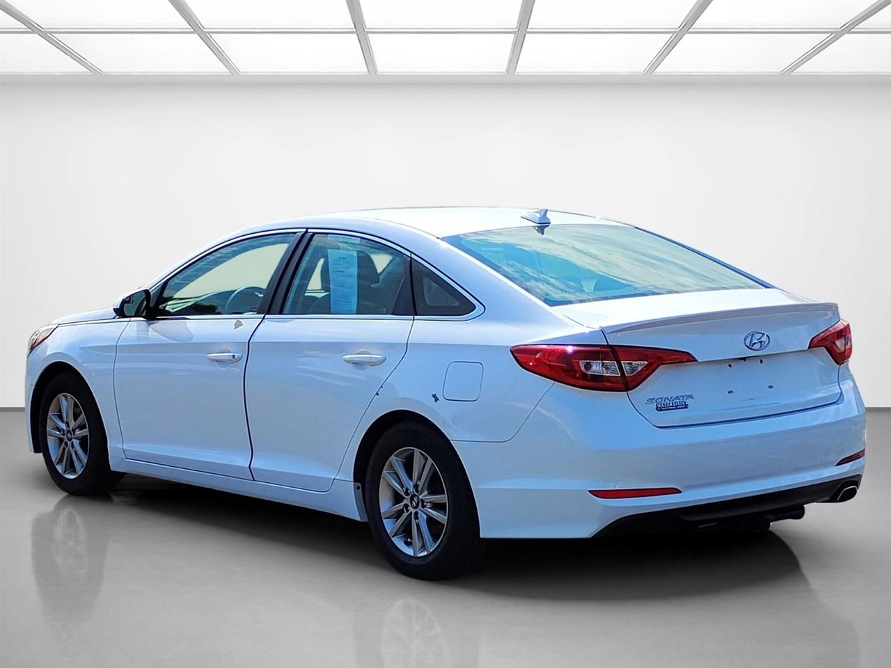 Hyundai Sonata 4dr Sdn 2.4L SE 2016