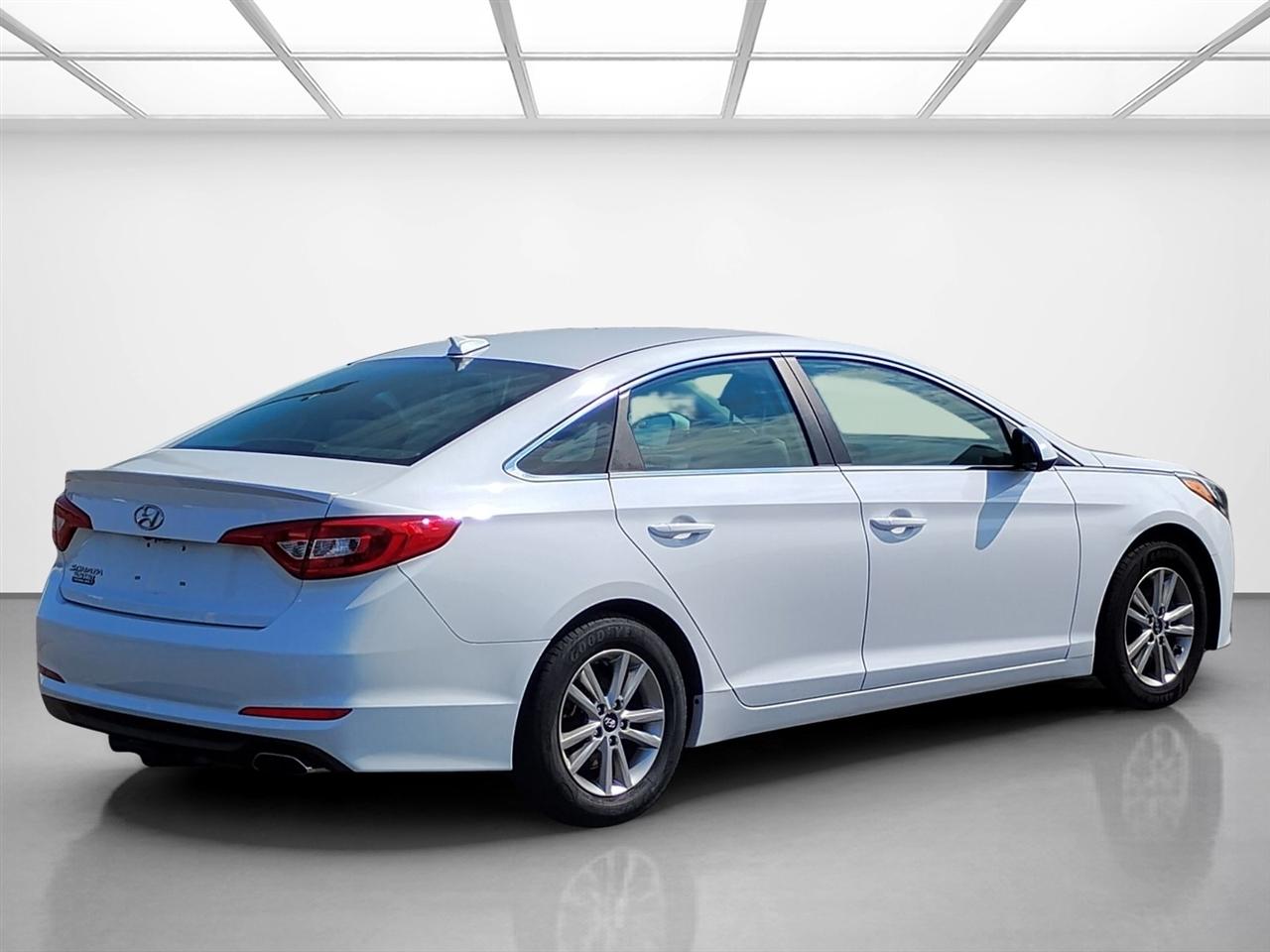 Hyundai Sonata 4dr Sdn 2.4L SE 2016