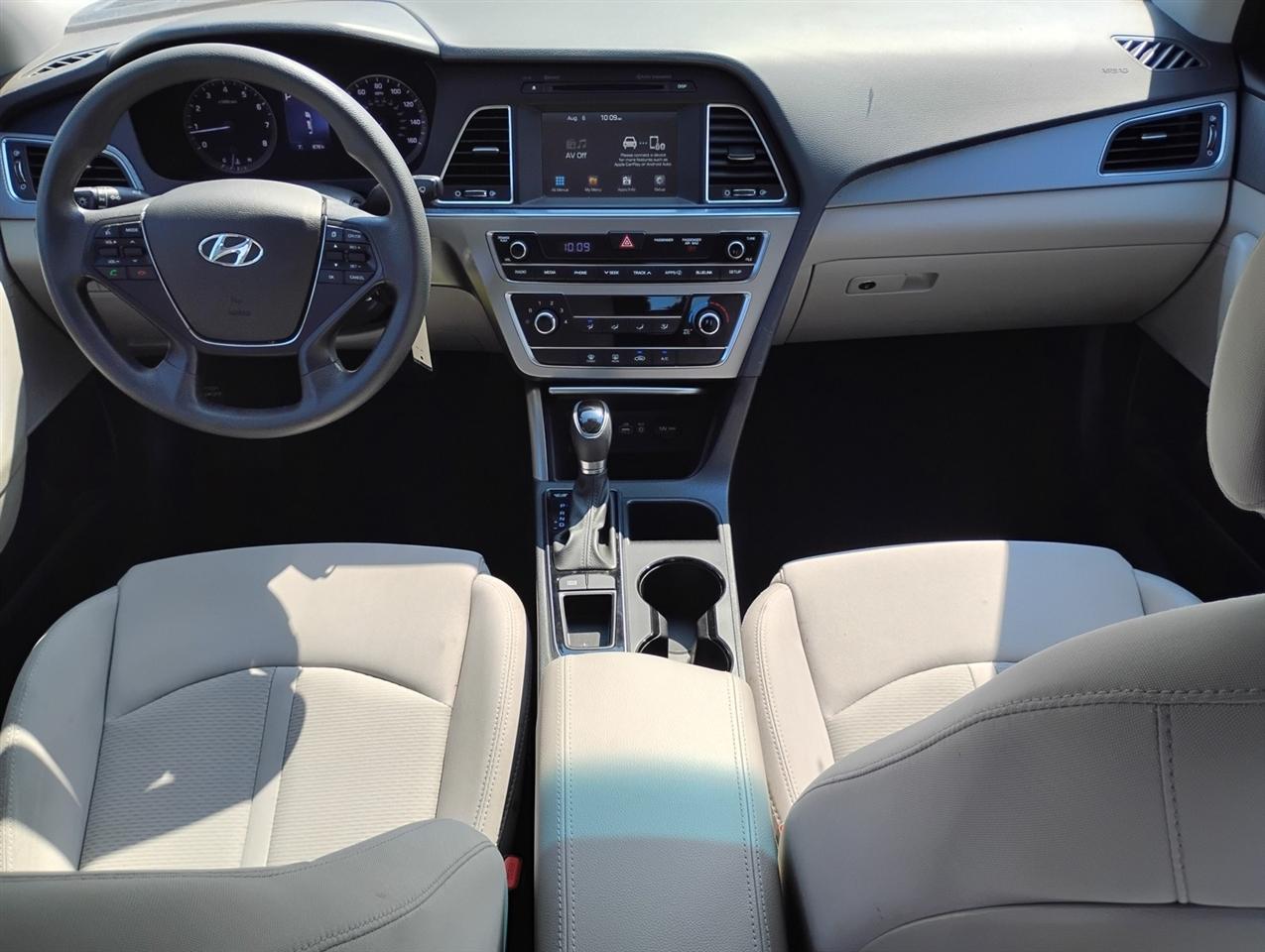 Hyundai Sonata 4dr Sdn 2.4L SE 2016
