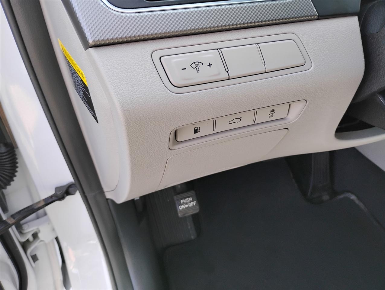Hyundai Sonata 4dr Sdn 2.4L SE 2016