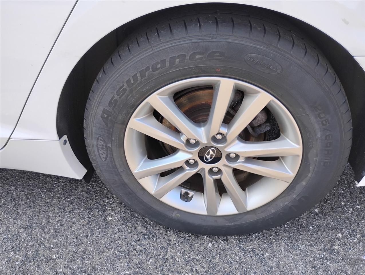 Hyundai Sonata 4dr Sdn 2.4L SE 2016