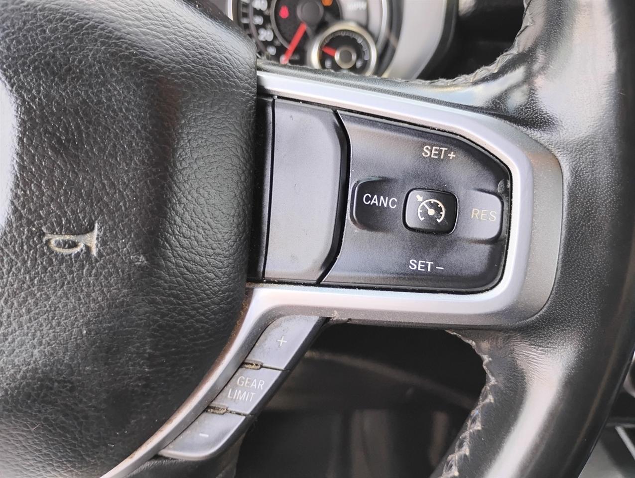 RAM 1500 Big Horn/Lone Star 4x4 Crew Cab 5'7" Box 2019
