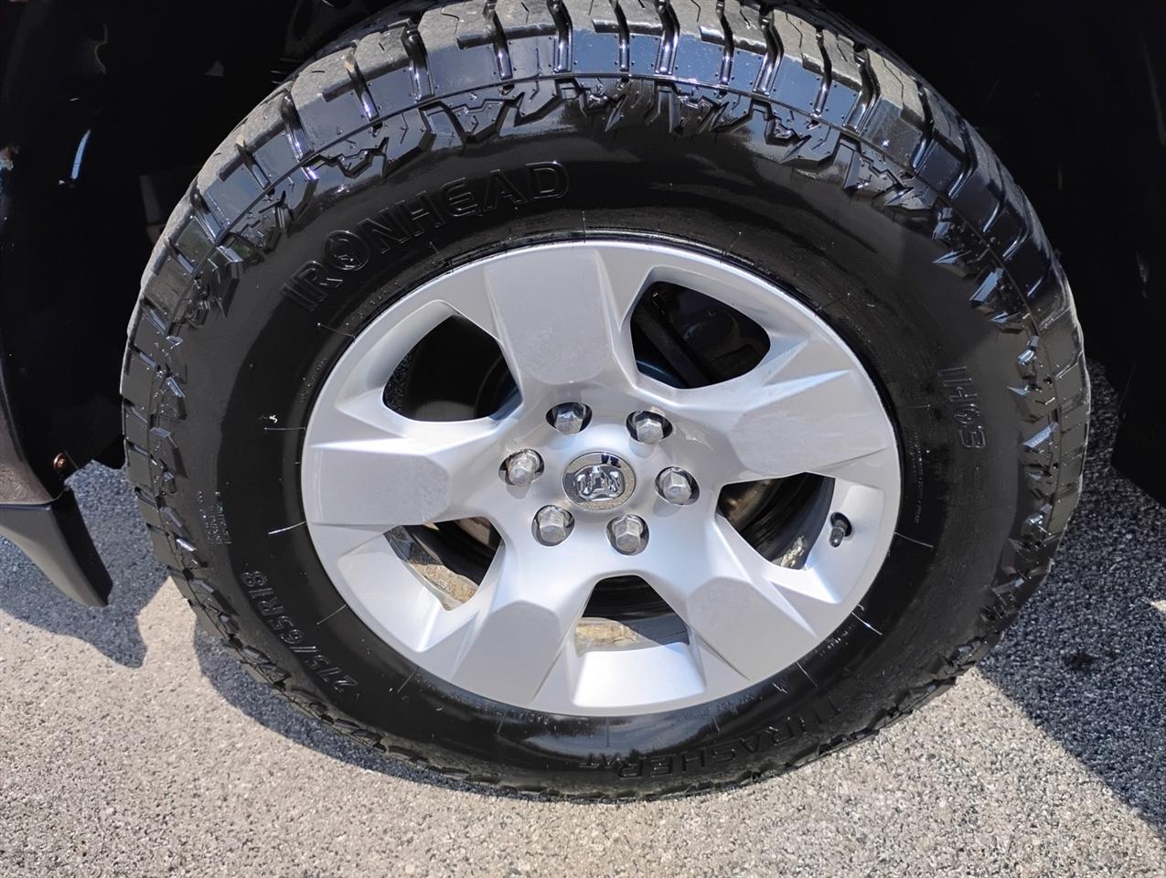 RAM 1500 Big Horn/Lone Star 4x4 Crew Cab 5'7" Box 2019
