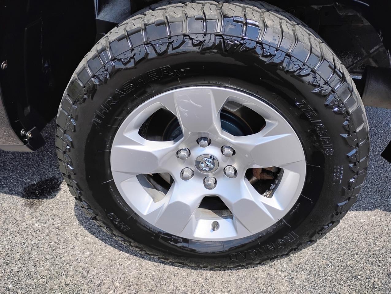 RAM 1500 Big Horn/Lone Star 4x4 Crew Cab 5'7" Box 2019