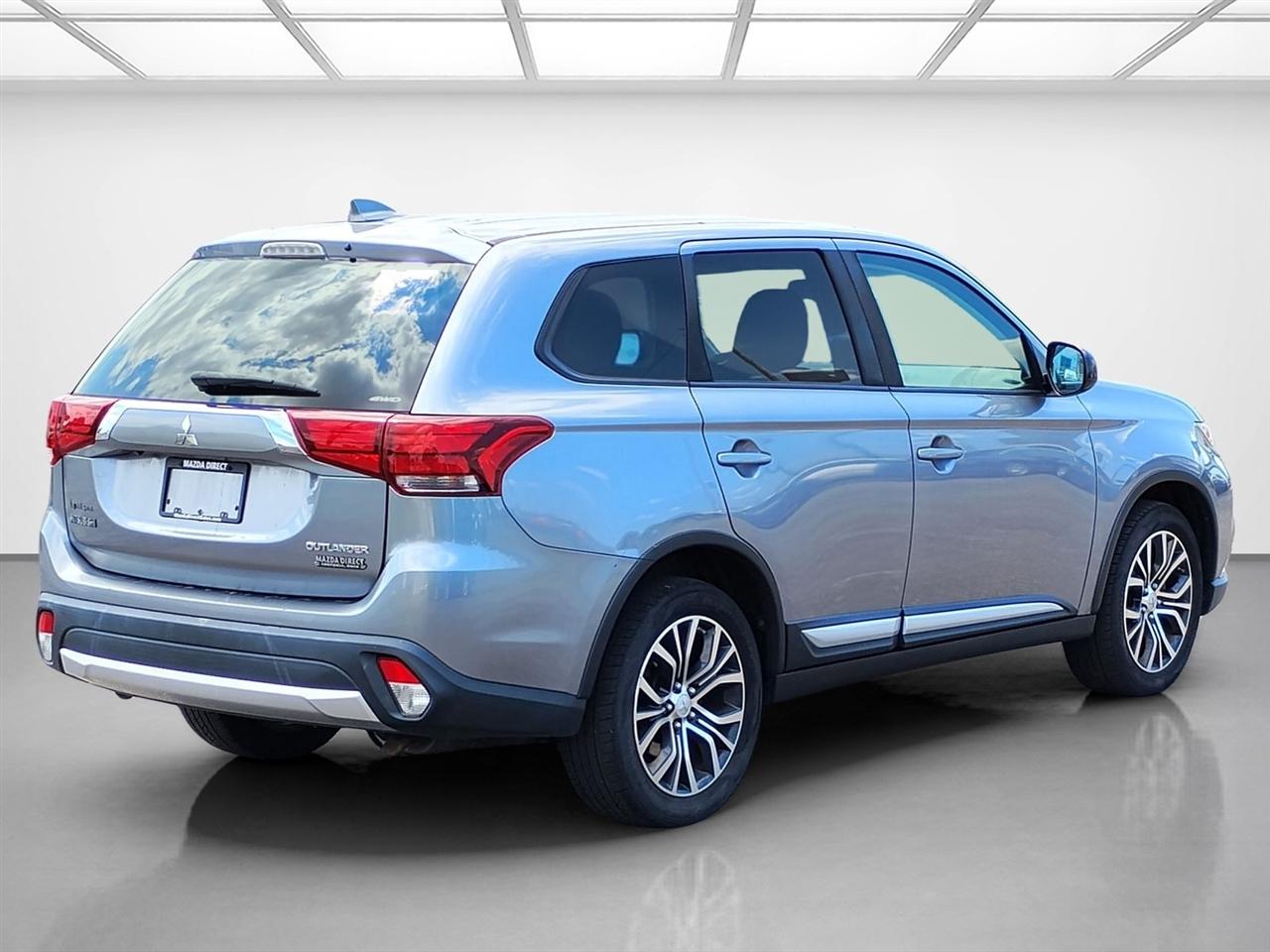 Mitsubishi Outlander ES S-AWC 2017