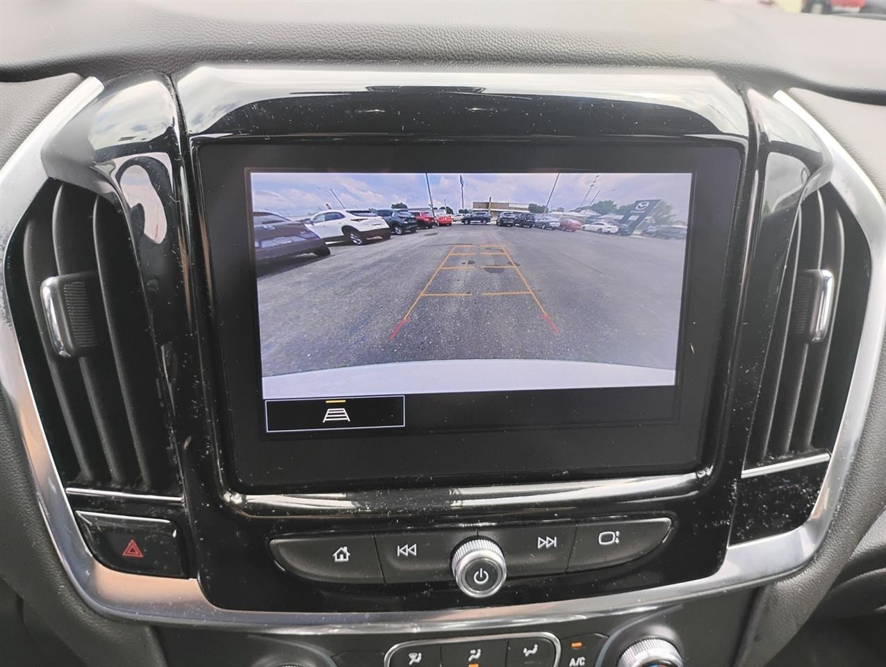 Chevrolet Traverse AWD 4dr LT Cloth w/1LT 2023