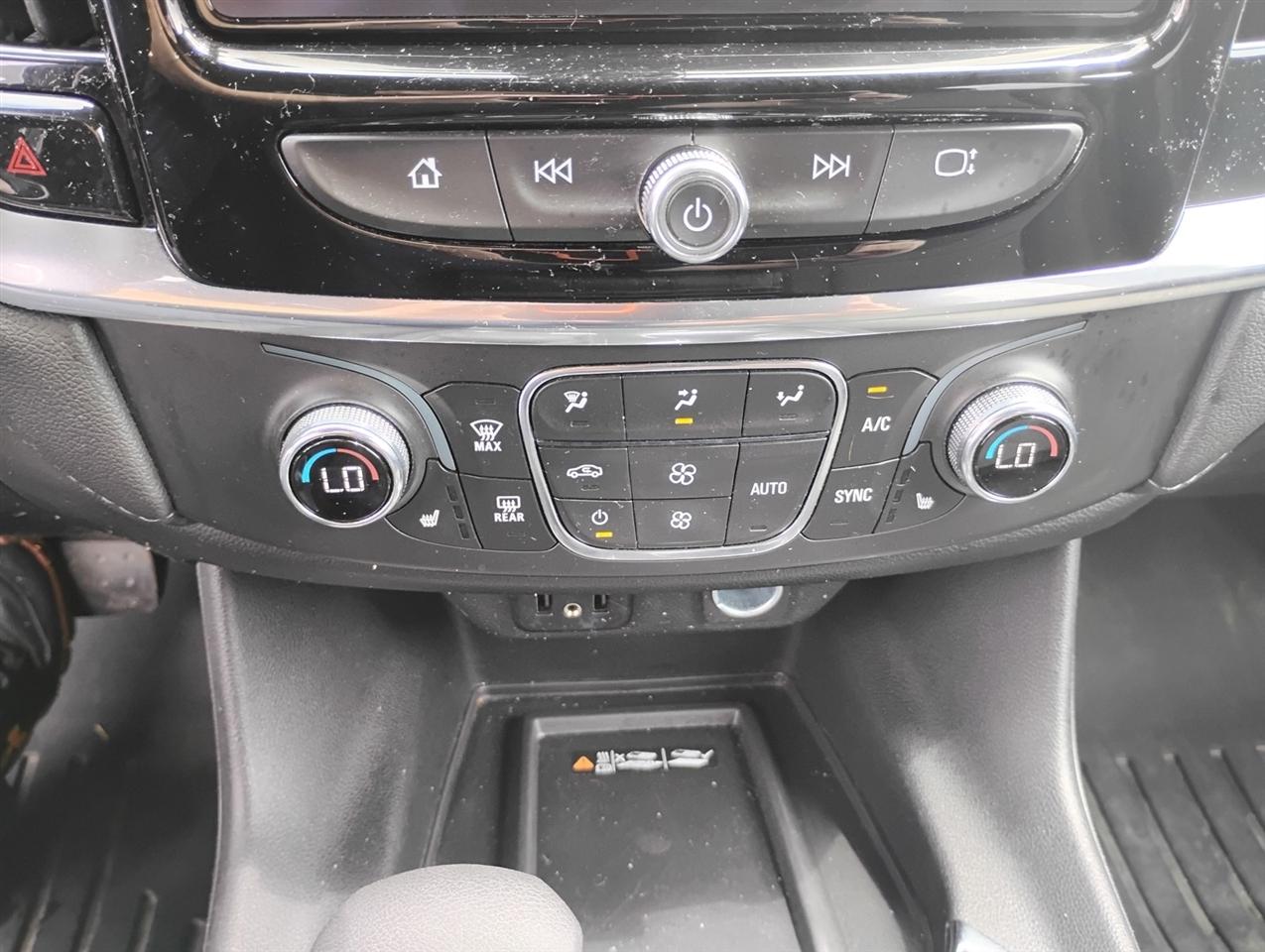 Chevrolet Traverse AWD 4dr LT Cloth w/1LT 2023