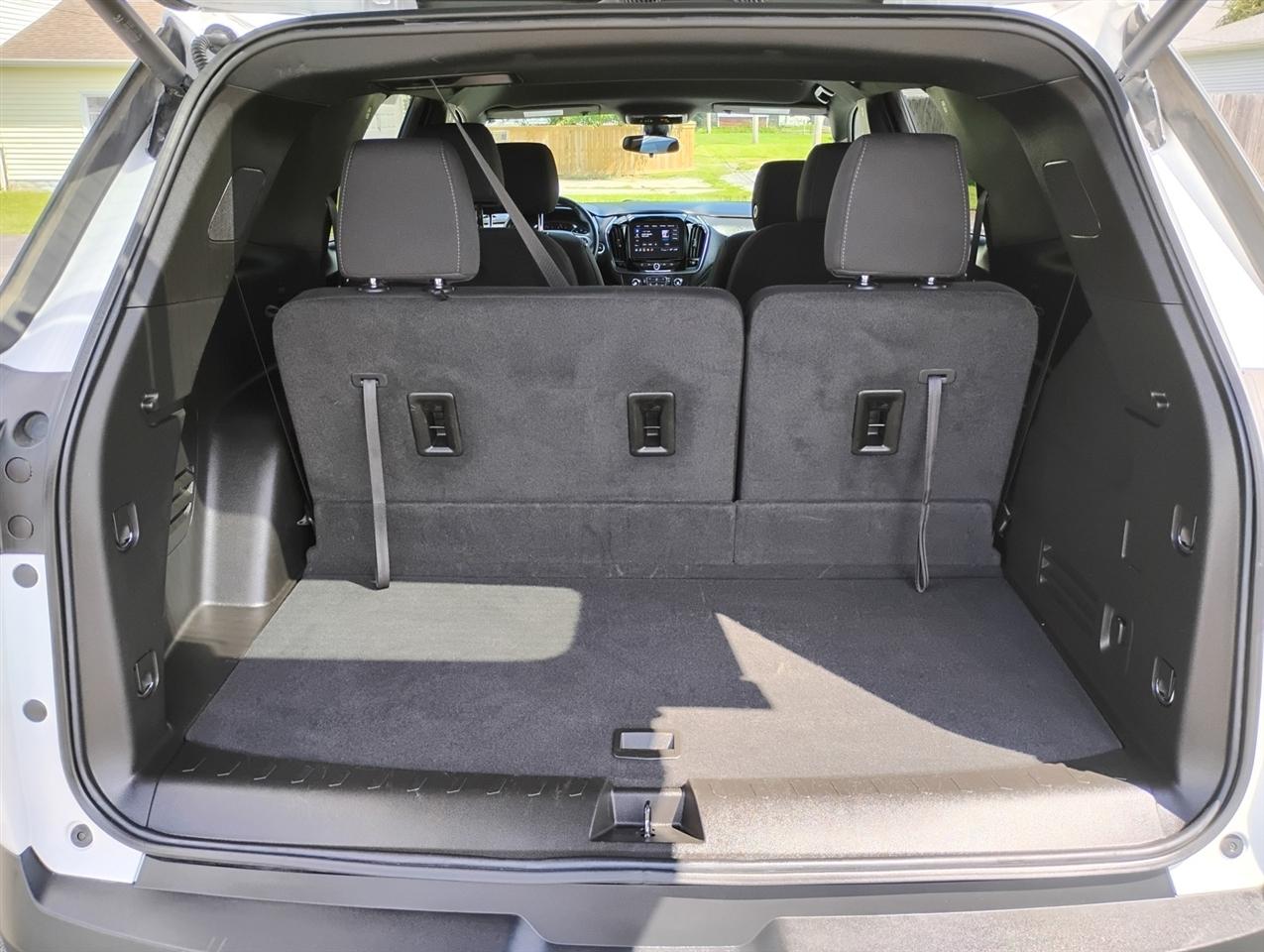 Chevrolet Traverse AWD 4dr LT Cloth w/1LT 2023