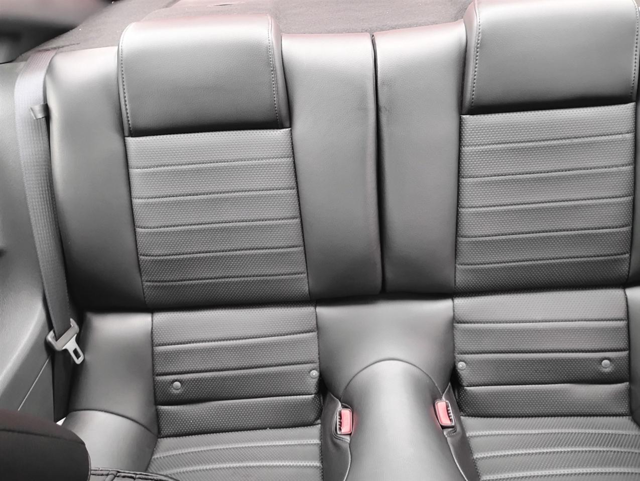 Ford Mustang 2dr Cpe GT Deluxe 2006